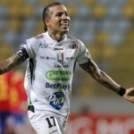 foto si video dayro moreno incantator la aproape 40 de ani hat trick pentru inca un record istoric si propus la nationala merita 680879deedb36