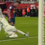 foto trei penalty uri cerute in prima repriza la barcelona real madrid verdictul specialistului 680d525c1ad91