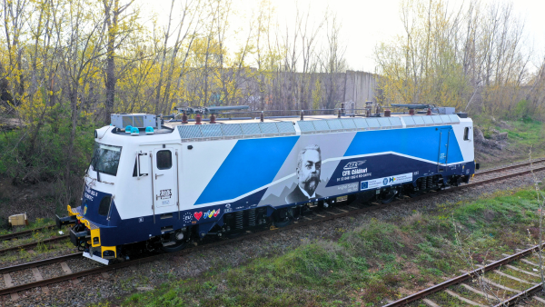 fotovideo softronic livreaza catre cfr calatori a treia locomotiva modernizata prin pnrr 680217d4388f7
