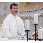 francisc dobos parohul bisericii catolice sacre coeur in alegerea papei sa predomine slujirea nu interesele omenesti 68065df45afb9