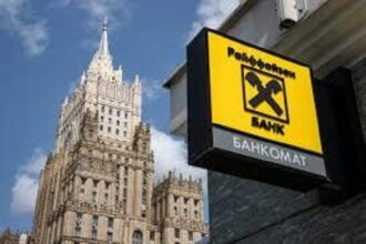 ft raiffeisen bank suspenda vanzarea in rusia banca neaga 68021ea47747f