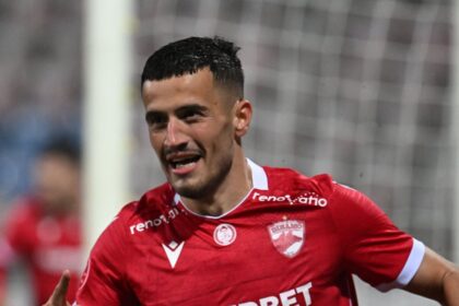 galerie foto astrit selmani a inscris un eurogol in u cluj dinamo 67faae5ef2bb8