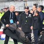 galerie foto rapid fcsb momentul in care marius sumudica a cedat 680e8883bdc2d
