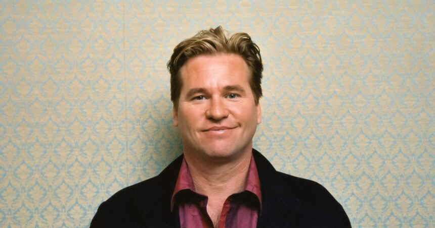 galerie foto val kilmer a murit la varsta de 65 de ani actorul a fost cunoscut pentru rolul din batman si cel al lui iceman din top gun 67f140bd86624