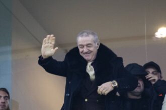 gigi becali i a lansat o provocare lui dan petrescu inainte de fcsb cfr cluj are curaj sa mi o zica 67ff65017678c