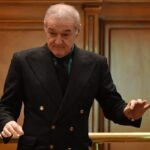 gigi becali se lauda ca o scoate pe dinamo din insolventa dau un milion pentru politic am vorbit cu siman 67f7eccd794f7