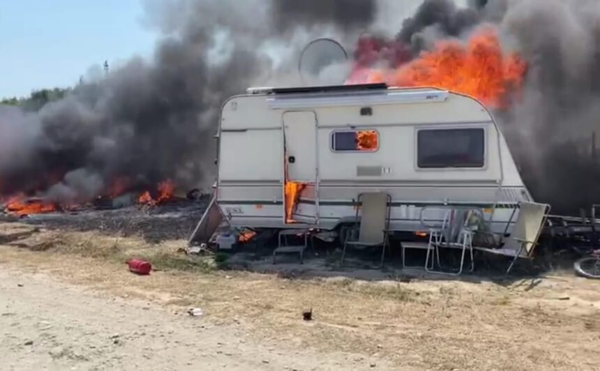 incendiu la harsova doua persoane au suferit arsuri grave pe corp a fost solicitat elicopterul 6803be74767a4