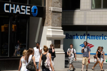 ingrijorari printre marile banci directorii jpmorgan si bank of america au discutat cu alti sefi din domeniu despre tarifele lui trump 67f415c87e543