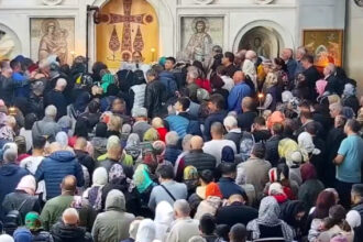 ips teodosie va sluji la dervent si va conduce procesiunea catre la izvorul tamaduitor 6800be21cb573