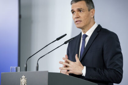 israelul acuza spania ca se afla de partea gresita a istoriei dupa anularea unui acord de 66 milioane de euro pentru munitii 680b944fb5759