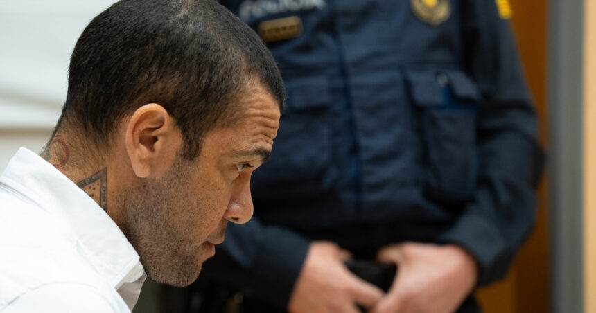 justitia spaniola anuleaza condamnarea pentru viol in cazul lui dani alves fost fotbalist la barcelona 67ec2ae8db2fb