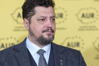 liderul senatorilor aur claudiu tarziu a fost suspendat de la conducerea partidului 67f178e91e143