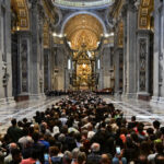 live videotext roma sub asediul celor care vor participa la funeraliile papei mormantul suveranului pontif va putea fi vizitat de duminica 680a4303f1827