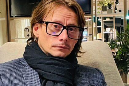 marius manole o sustine pe lasconi e o nedreptate sa arunci la groapa de gunoi un om care a luptat pentru partidul asta 67fe85a487475
