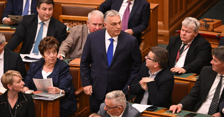 marsurile pride interzise prin constitutie in ungaria orban persoane cu comportamente sexuale netraditionale se exhiba in strada 67fd5b5455f27