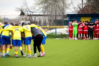 meci nebun cu acs fc dinamo din liga 3 cu 12 goluri cine i a executat pe baietii lui nicolae badea 68028d84b6ade