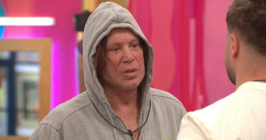 mickey rourke actorul in varsta de 71 de ani dat afara dintr un show tv dupa un conflict inacceptabil cu un coleg 6800014d550f6