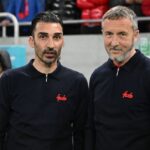 mihai stoica dezvaluie cine e tanarul civil care a aparut in vestiarul lui fcsb si la meciul cu cfr de sarbatori credeam ca merge acasa 6805ee3c80af1