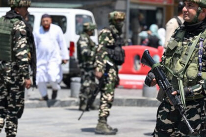 ministrul pakistanez al apararii spune ca o incursiune militara din partea indiei este iminenta ne am intarit fortele 680fc91894453