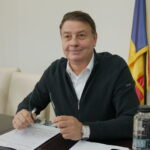 mitroi a preluat proiectul lui palaz ca sa spuna ca este al lui incep lucrarile pentru modernizarea teatrului de vara mamaia 680b76848b752