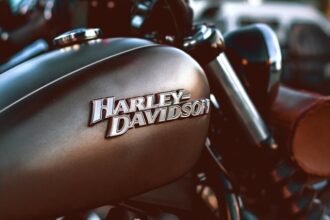 motociclistii francezi se grabesc sa cumpere harley davidson 67fb916c88f3f