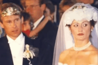 nadia comaneci si bart conner au sarbatorit 29 de ani de casnicie ce a postat zeita de la montreal pe facebook 680e51b5bf472