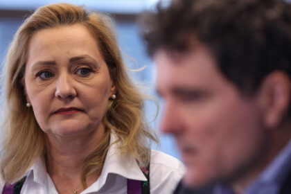 negocierile de culise dintre nicusor dan si usr oameni pusi in functii cheie la pmb ce post caldut i au promis elenei lasconi 67f98e1bed126