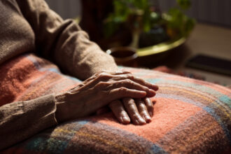 o cercetatoare care a vorbit cu sute de centenari face 4 recomandari pentru o viata lunga si sanatoasa 6805c56340a1e