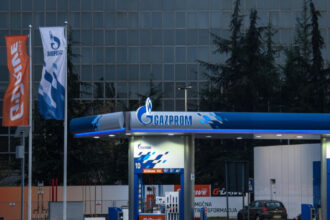 o companie controlata de rusia are o datorie uriasa la statul roman ce se va intampla cu banii 6800142934a90