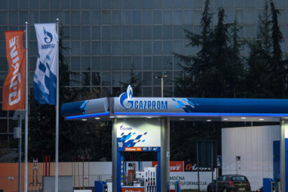 o companie controlata de rusia are o datorie uriasa la statul roman ce se va intampla cu banii 6800142934a90