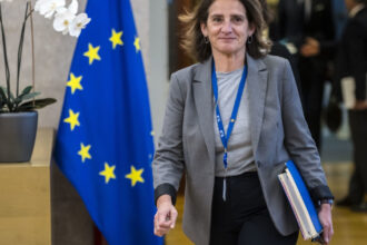 o vicepresedinta a comisiei europene merge la washington in ziua in care intra in vigoare tarifele anuntate de trump 67ed175529510