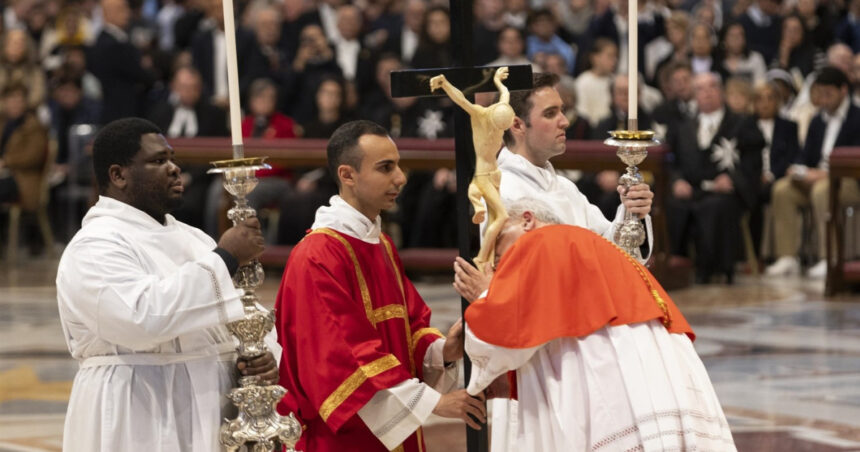 papa francisc inca in convalescenta a lipsit de la procesiunea anuala din vinerea mare de la roma 680339629da5b