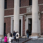 peste 130 de studenti straini in sua dau in judecata administratia trump dupa revocarea vizelor 6801029e00fc9