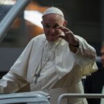 povestea miraculoasa a clubului care promoveaza de fiecare data cand un papa moare sau se retrage 680a6f11bcb6c