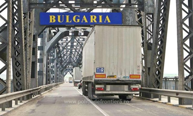 presa franceza oras bugaresc asaltat de turisti romani meniuri de restaurante in limba romana si personal bilingv 67fb8aa425220