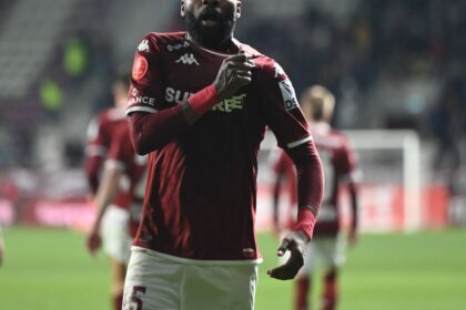 prima reactie dinspre zhejiang fc echipa chineza unde aaron boupendza era legitimat 67ff92d0502fc