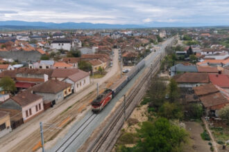 primul kilometru de cale ferata modernizat dat in circulatie pe tronsonul lugoj timisoara 67fe66db5e1f1