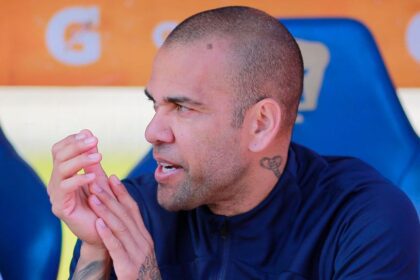 probleme pentru dani alves ce s a intamplat la cateva zile dupa ce a fost scapat de acuzatiile de viol 67f41e0969e11