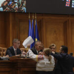 proiect de lege persoanele agresive risca o interdictie de doi ani in palatul parlamentului 67f93517eea96