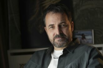 raspunsul oferit de andrei aradits cand a fost intrebat daca va participa la asia express zombie satul exclusiv 67ed43f0cbe88