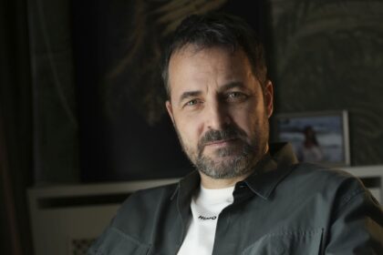 raspunsul oferit de andrei aradits cand a fost intrebat daca va participa la asia express zombie satul exclusiv 67ed43f0cbe88