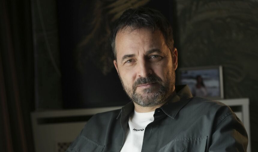 raspunsul oferit de andrei aradits cand a fost intrebat daca va participa la asia express zombie satul exclusiv 67ed43f0cbe88