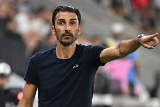 reactia lui elias charalambous dupa ce gigi becali a facut praf un jucator de la fcsb e cel mai bun din romania 67ecf046c138d