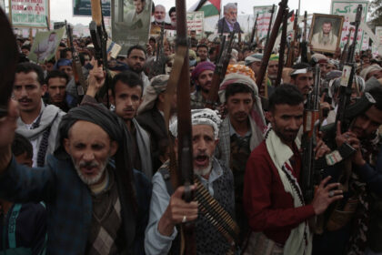 rebelii houthi au revendicat o dubla operatiune impotriva israelului si sua atacurile vor provoca doar dezamagire esec infrangere 6802723dd6912