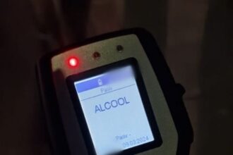 recolta bogata in noaptea de paste alcoolemie incredibila depistata la un sofer descoperit in corbu la volanul unui autoturism 68060ff5826af