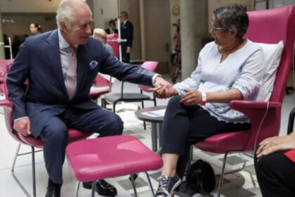 regele charles mesaj personal pentru bolnavii de cancer cele mai intunecate momente pot fi luminate de compasiune 68126bf36f6ea