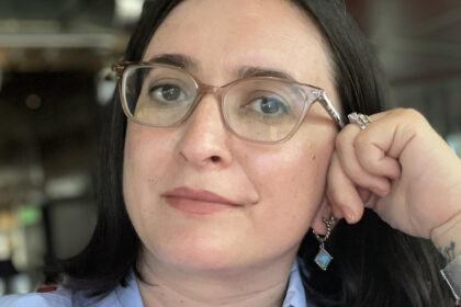 romanca andreea mottram ucisa in sua fiica ei adoptiva de 16 ani si o prietena sunt acuzate de crima si vor fi judecate ca adulti 67f41e1141bb8