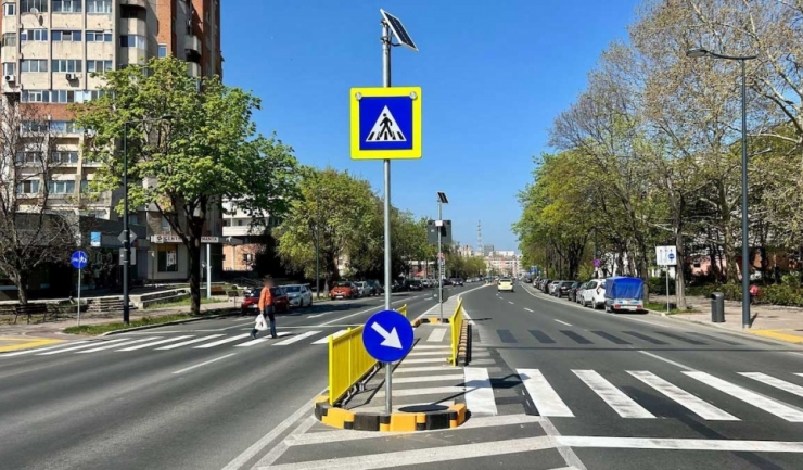 se amenajeaza doua noi treceri de pietoni cu scuar la constanta 680a4b05bee57