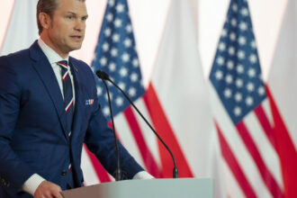 secretarul american al apararii va lipsi de la summitul nato de la ramstein pentru prima data de la infiintarea formatului 67ee370073636