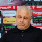 semne de intrebare in legatura cu viitorul lui marius sumudica pleaca singur nu va astepta sa fie dat afara 68090541ed93b